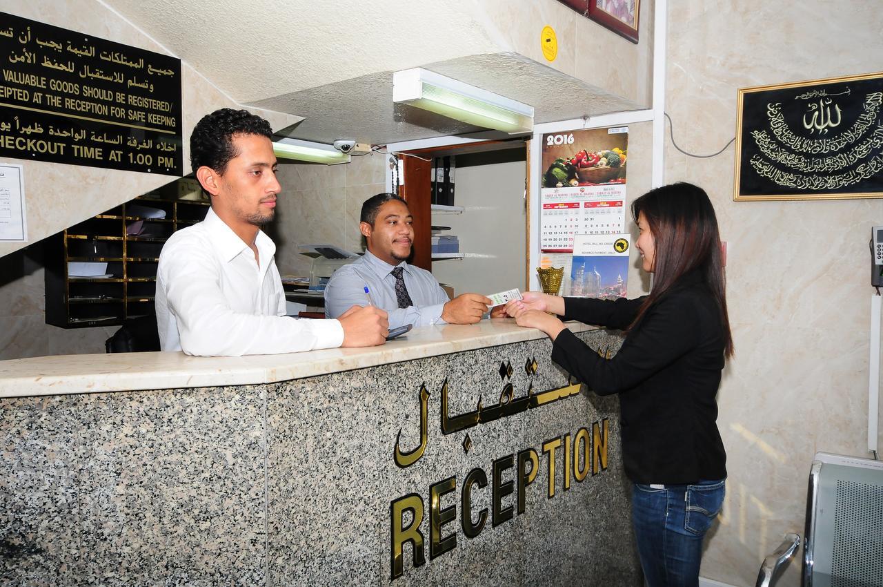 Al Qaid Hotel ดูไบ ภายนอก รูปภาพ